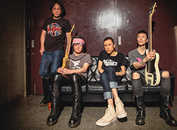 ザ・クロマニヨンズ ツアー SIX KICKS ROCK&ROLL