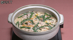 豚肉の味噌煮込みうどん